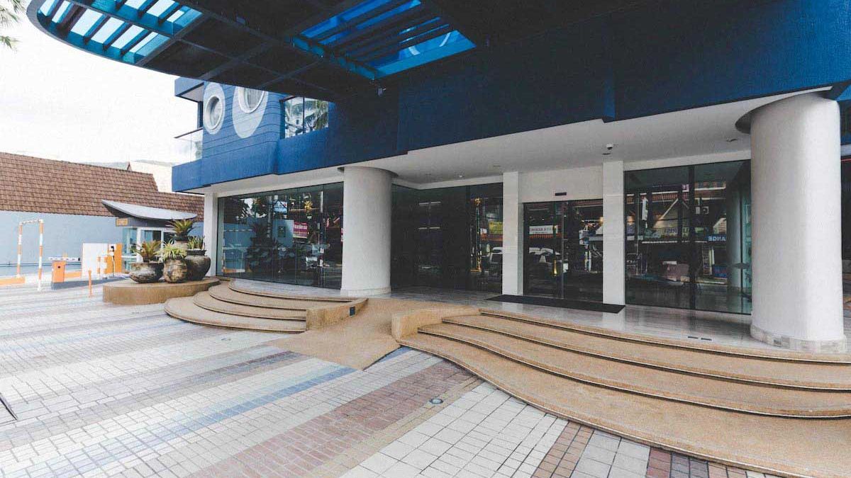 Beyond Patong - wejście