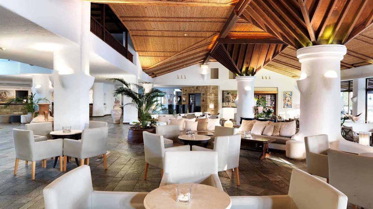 Coral Beach Hotel and Resort - lobby