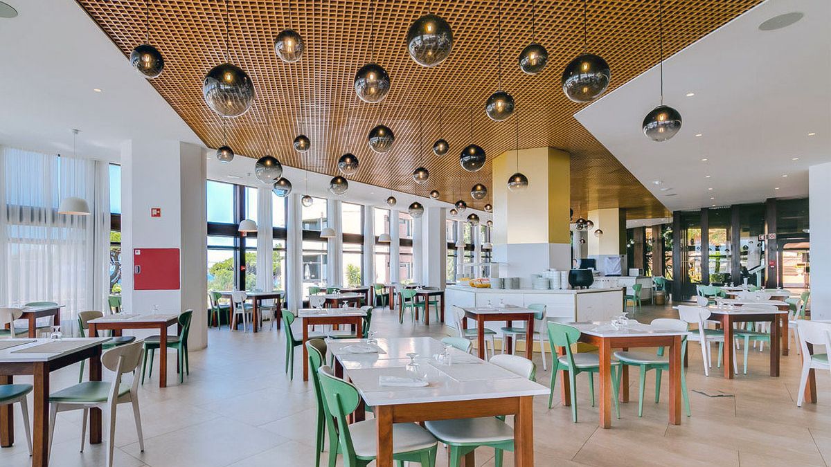 Biuro Podr&oacute;ży Atlas Travel Ealing