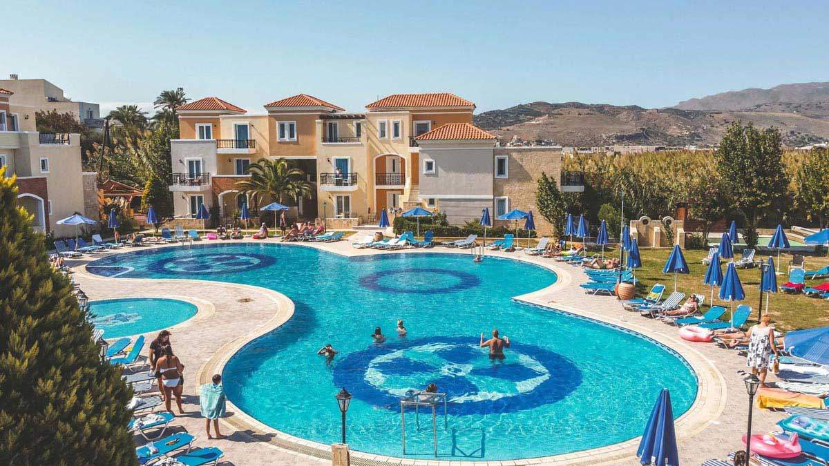 Chrispy Waterpark Resort - basen