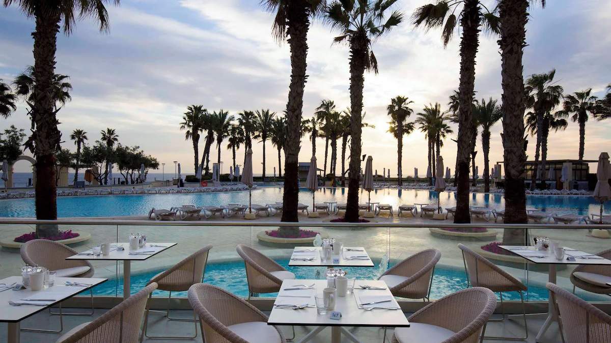 Hilton Malta - basen
