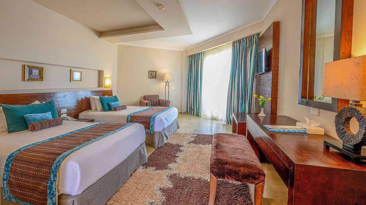 Amwaj Beach Club Abu Soma Resort - pokój