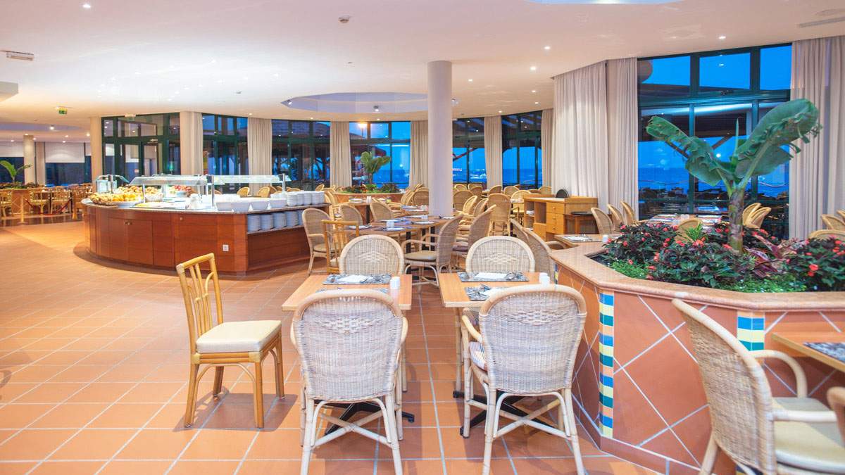 Pestana Ocean Bay Resort - bufet