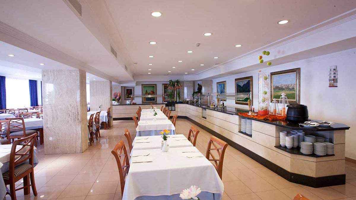 Hotel Kilimanjaro - bufet