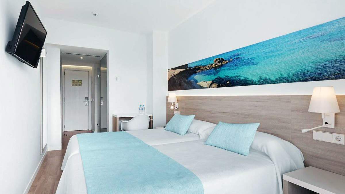 Atlas Travel Eaking
