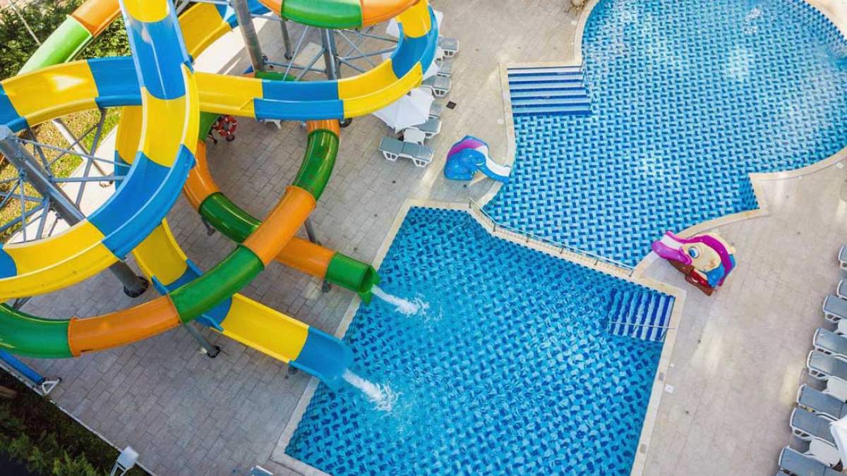Best Western Plus Premium Inn - basen
