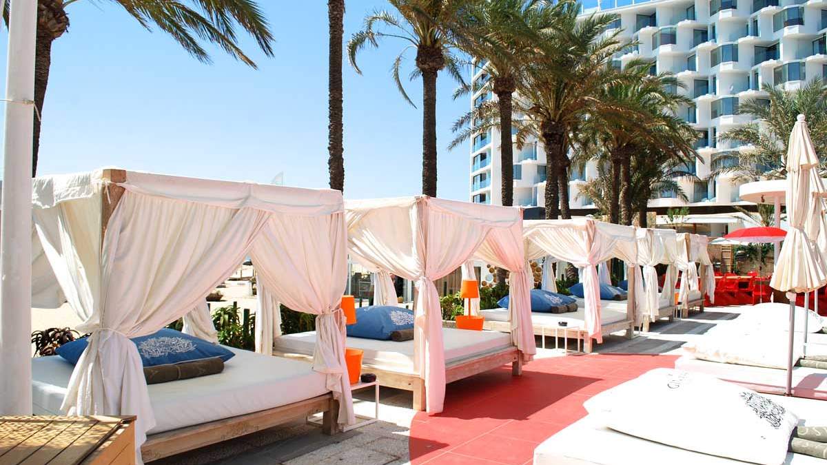 Ushuaia Ibiza Beach - taras