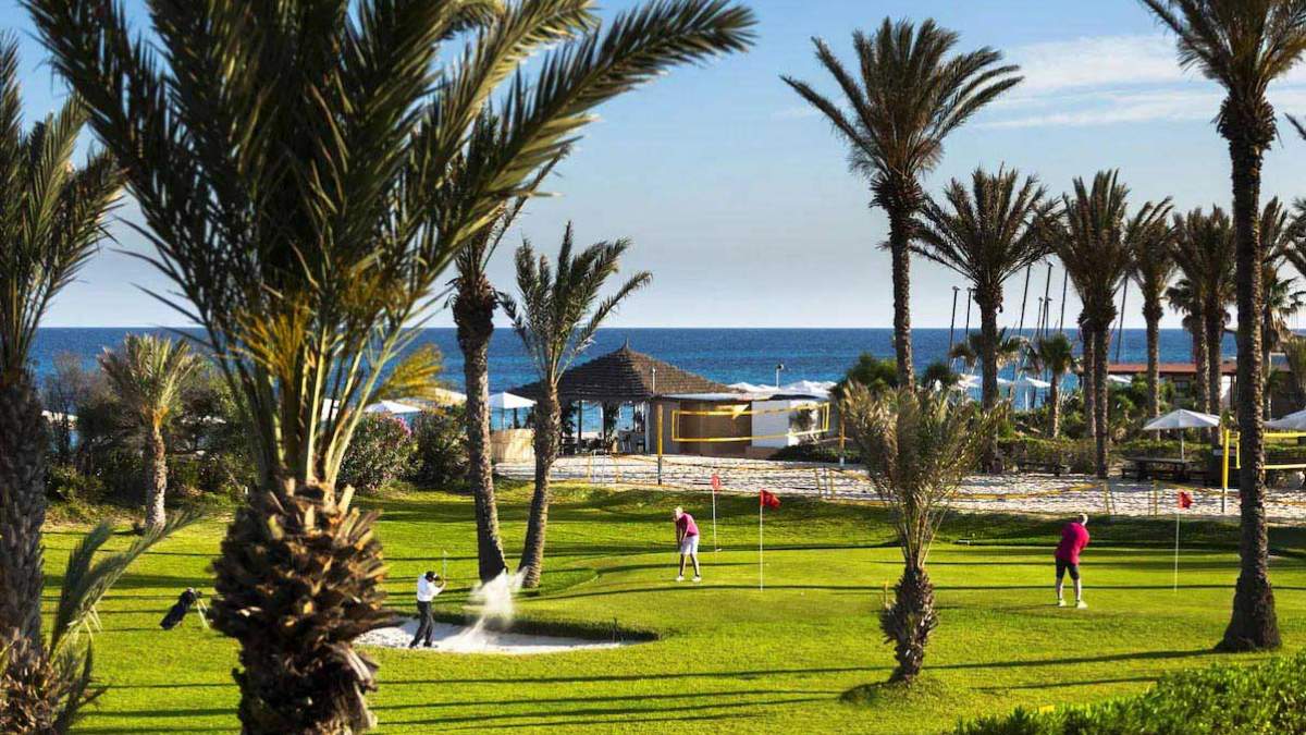 Delfino Beach Resort & SPA - golf