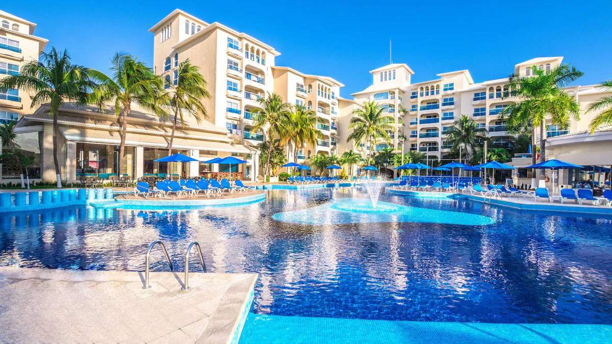 Occidental Costa Cancun - basen
