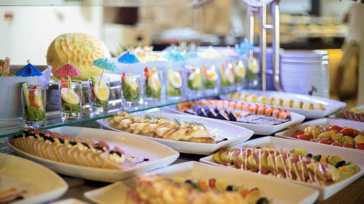 Amwaj Beach Club Abu Soma Resort - bufet