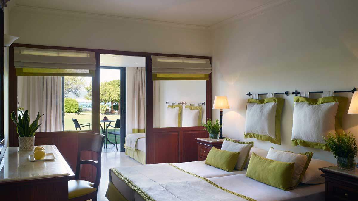 Roda Beach Resort & SPA - pokój