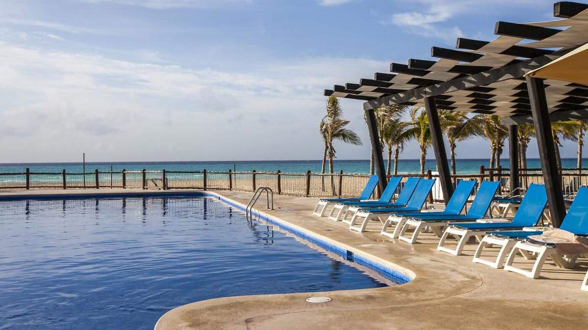 Allegro Playacar - basen