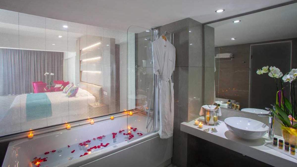 King Evelthon Beach Hotel & Resort - pokój
