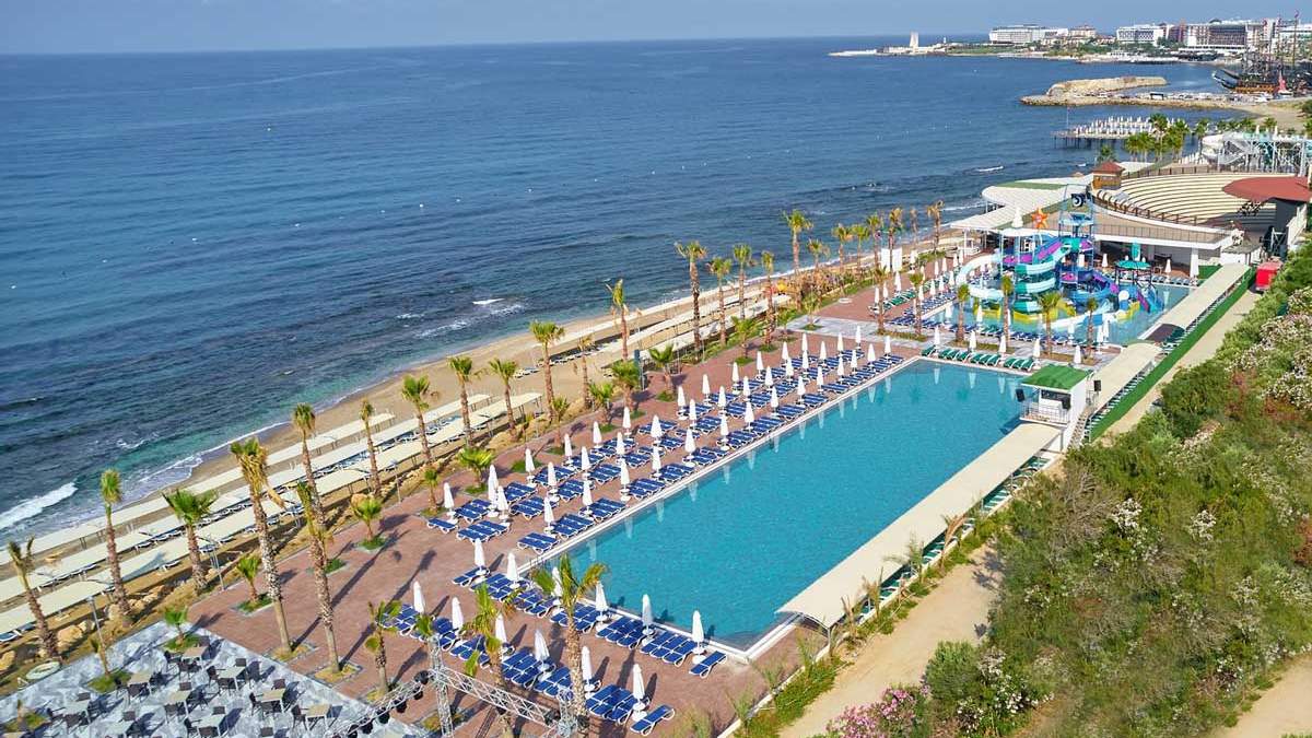 Vikingen Infinity Resort & SPA - basen