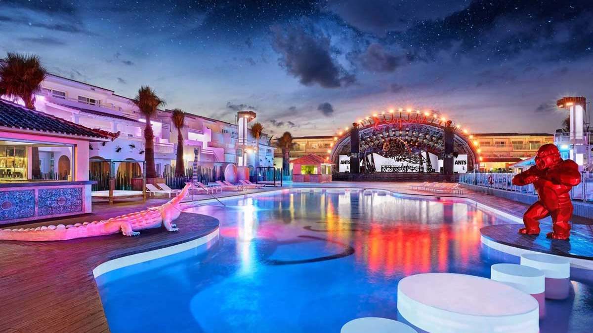 Ushuaia Ibiza Beach - basen
