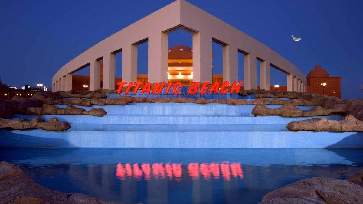 Titanic Beach & SPA