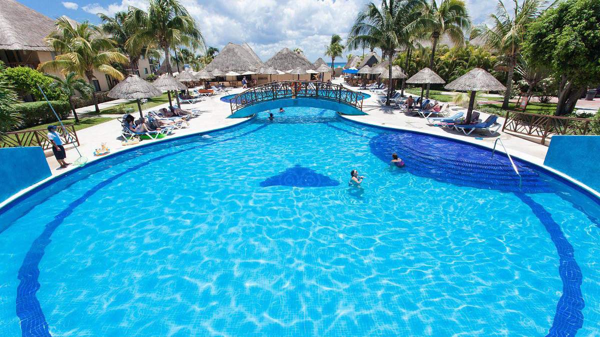 Allegro Playacar - basen
