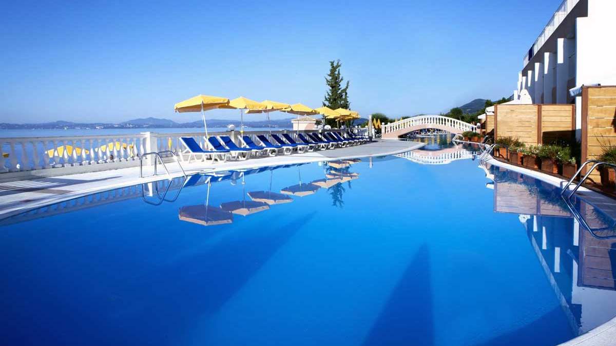 Sunshine Corfu Hotel & SPA - basen
